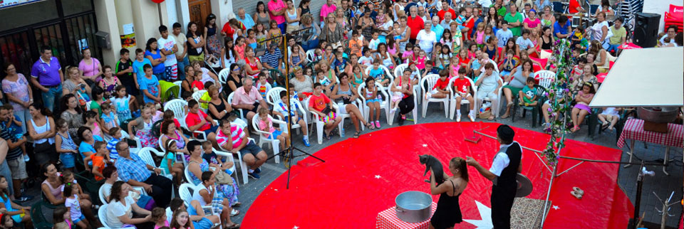 Espectáculo de variedades en fiestas de Montanejos 